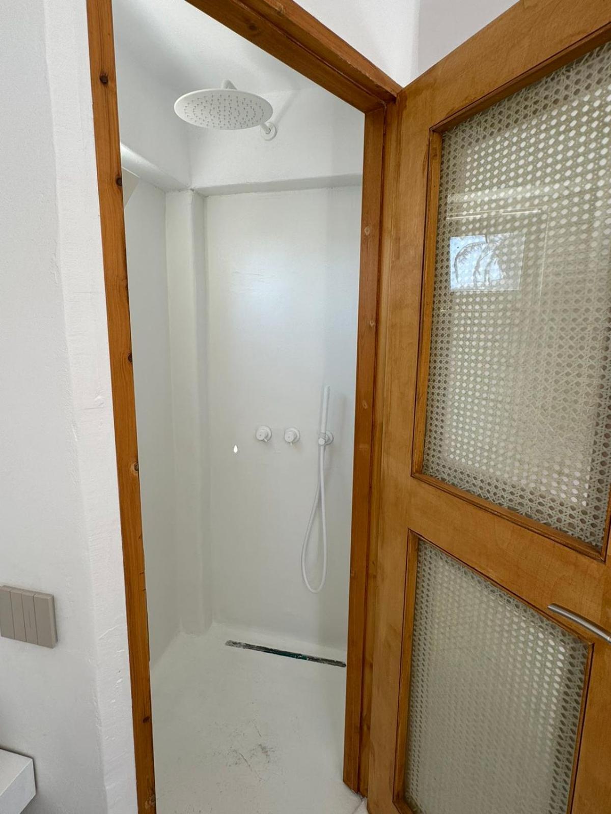 Faos Exclusive Suites Ornos  Exterior photo